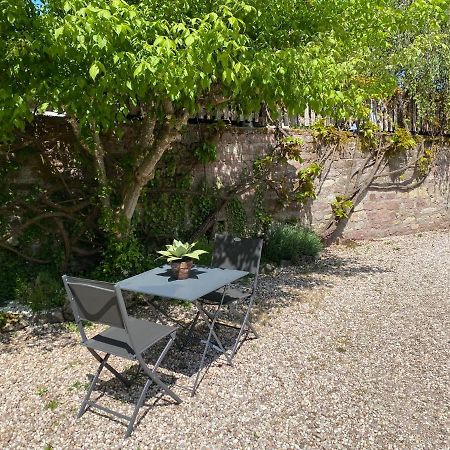 Appartement Atypique Epinal Gare Екстер'єр фото
